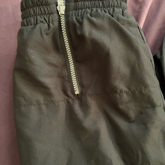 Women’s “Rare” Black Fila Ski Suit – Hooded with Faux Fur Collar, Size 8 - Picture 12 of 16